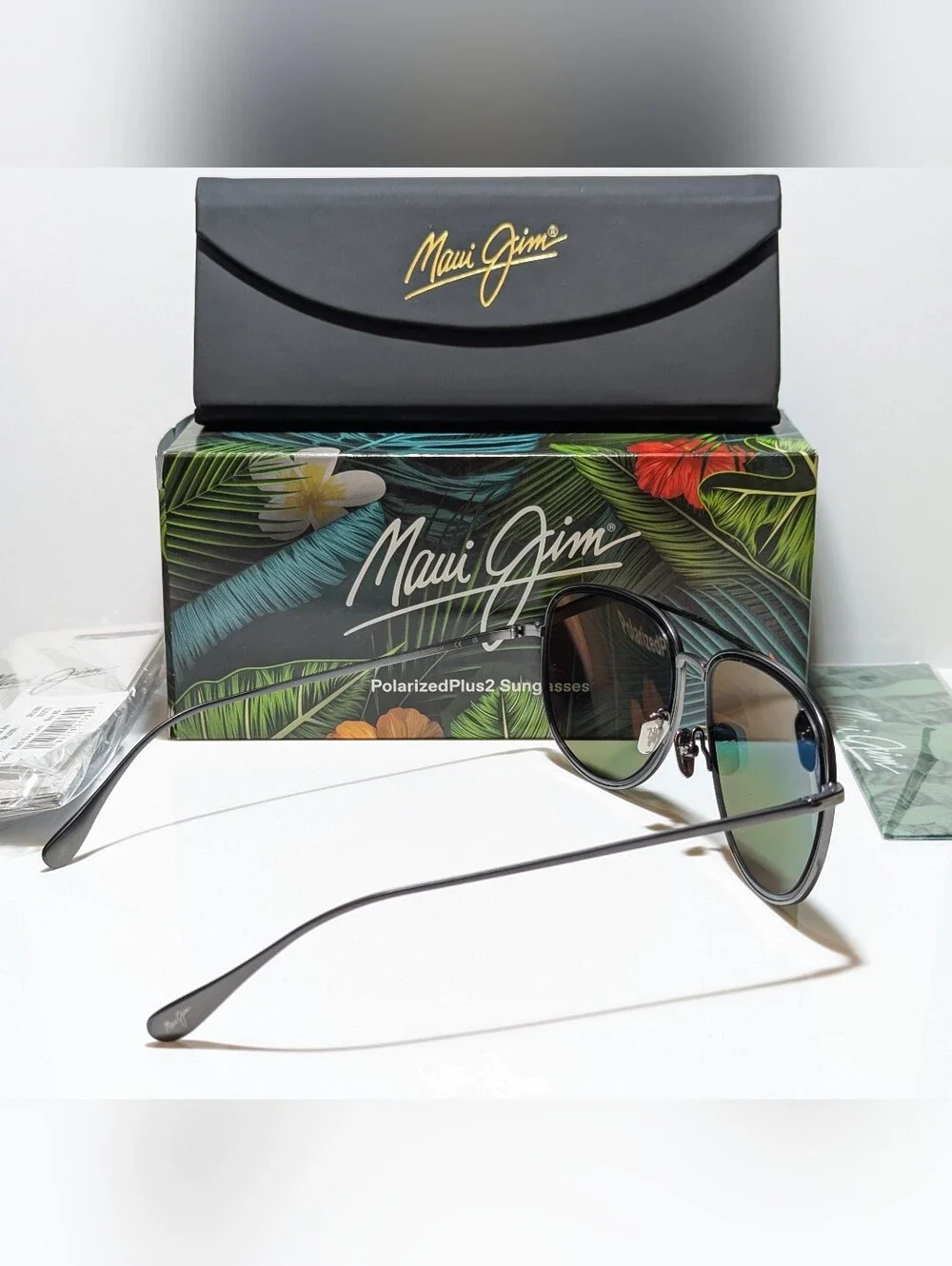 NEW Maui Jim Fair Winds Dark Gunmetal Polarized Hawaii Lava Sunglass RM554-02UTD